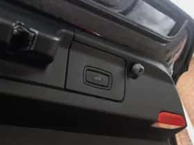 Porsche Panamera (2013) thumbnail 38