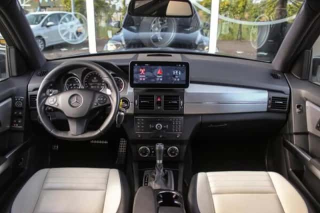 DS Mercedes (2010) thumbnail 3