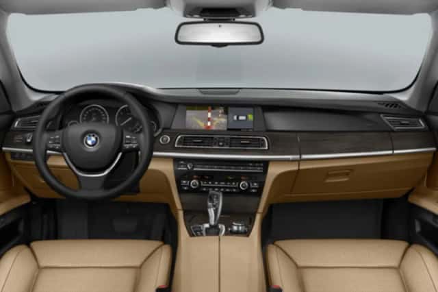 BMW 7-Serie (2009) thumbnail 3