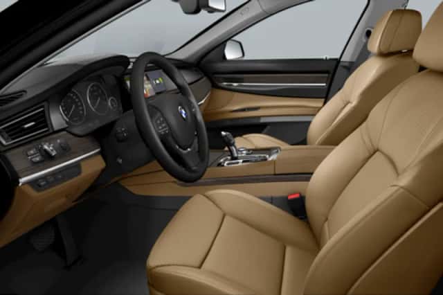 BMW 7-Serie (2009) thumbnail 4