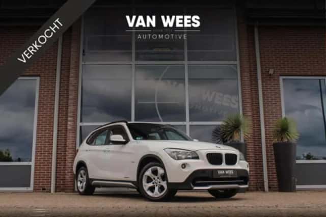 BMW X1 (2010) thumbnail 1