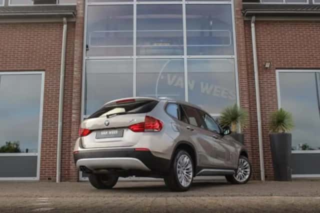 BMW X1 (2010) thumbnail 5