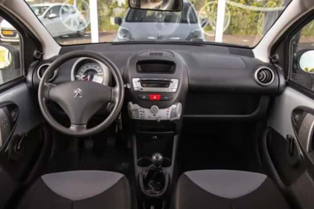 Peugeot 107 (2013) thumbnail 3