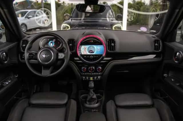 MINI Countryman (2022) thumbnail 3