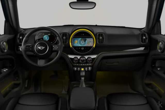 MINI Countryman (2022) thumbnail 3