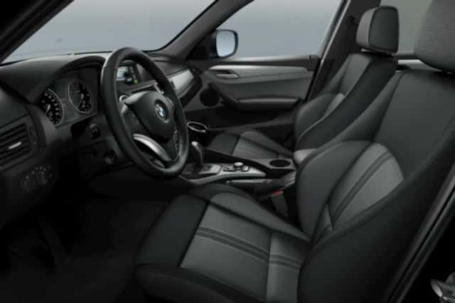 BMW X1 (2010) thumbnail 4