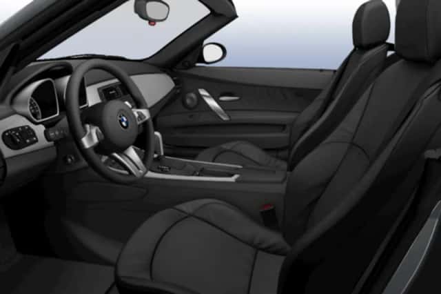 BMW Z4 (2015) thumbnail 4