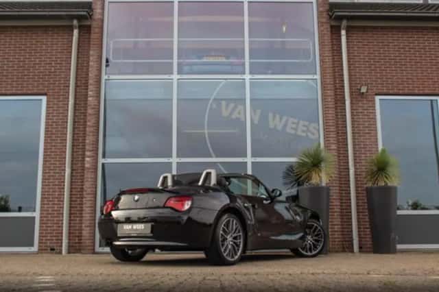 BMW Z4 (2015) thumbnail 5