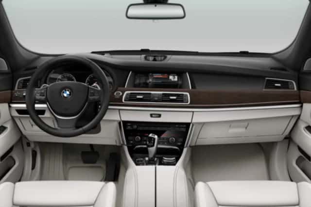 BMW 5-Serie (2014) thumbnail 3