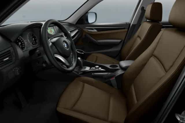 BMW X1 (2010) thumbnail 4