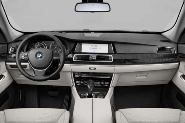 BMW 5-Serie (2009) thumbnail 2