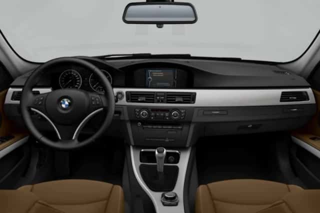 BMW 3-Serie (2011) thumbnail 2