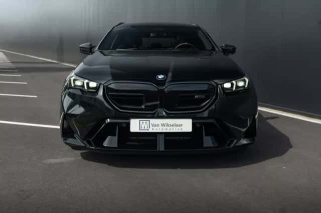 BMW M5 (2025) thumbnail 2