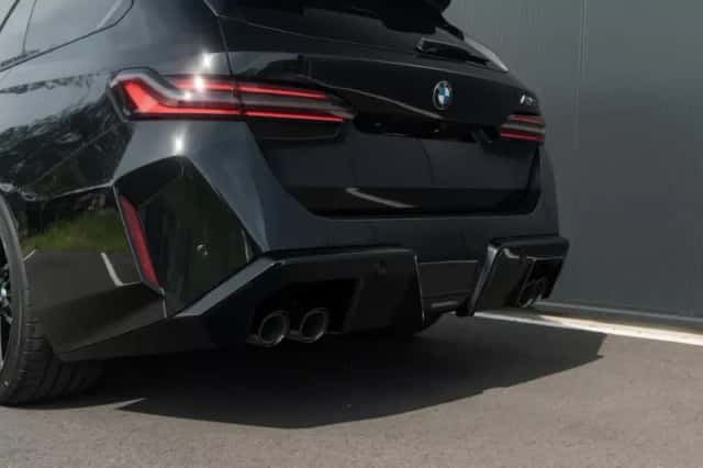 BMW M5 (2025) thumbnail 5