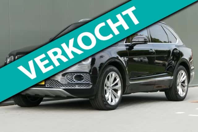 Bentley Bentayga (2016) thumbnail 1