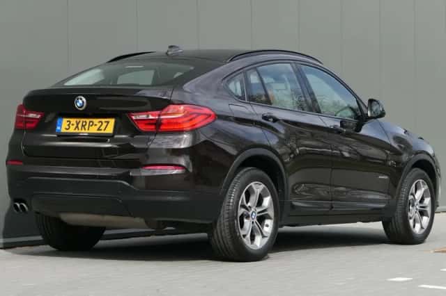 BMW X4 (2014) thumbnail 2