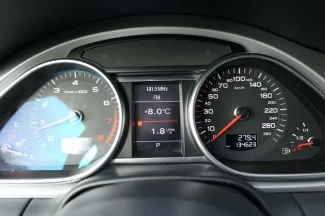 Audi Q7 (2012) thumbnail 5