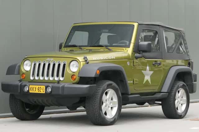 Jeep Wrangler (2008) thumbnail 2