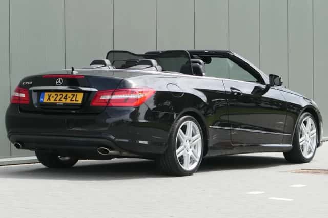 Mercedes-Benz E-Klasse (2011) thumbnail 2
