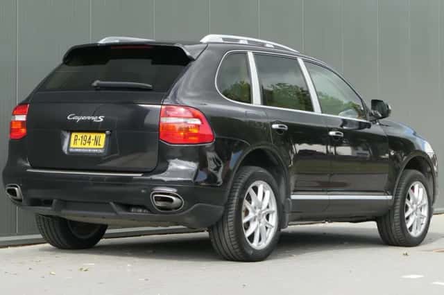Porsche Cayenne (2007) thumbnail 2