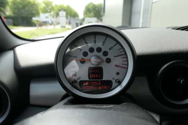 MINI Cooper S (2008) thumbnail 5