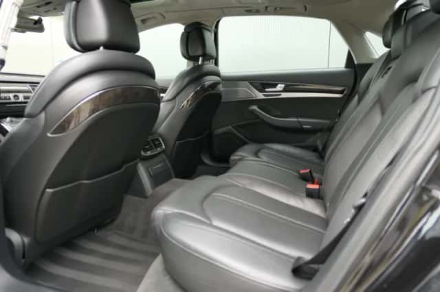 Audi A8 (2015) thumbnail 6