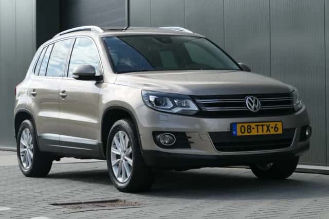 Volkswagen Tiguan (2012) thumbnail 4
