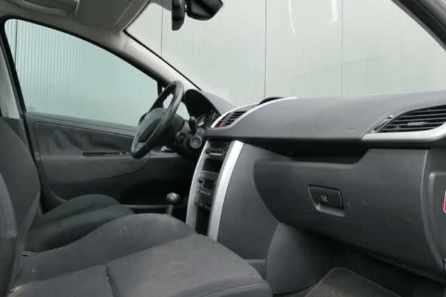 Peugeot 207 (2007) thumbnail 1