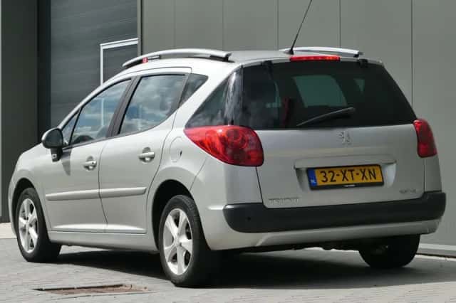 Peugeot 207 (2007) thumbnail 5
