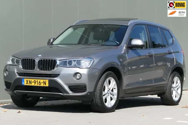 BMW X3 (2016) thumbnail 1