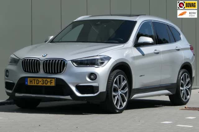 BMW X1 (2015) thumbnail 1