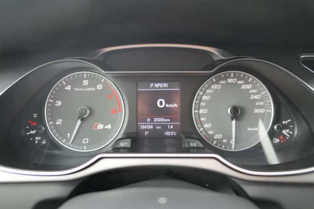 Audi S4 (2012) thumbnail 5