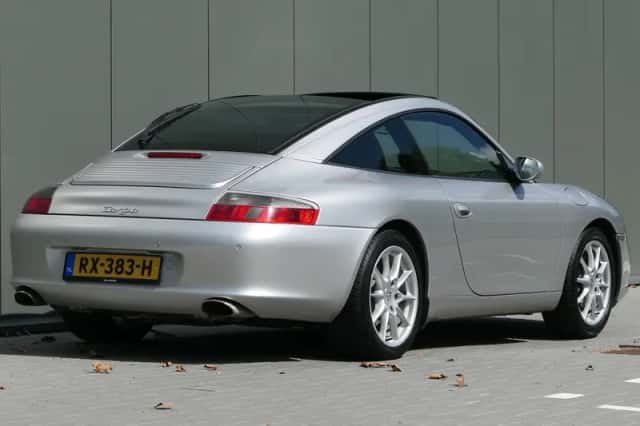 Porsche 911 (2003) thumbnail 2