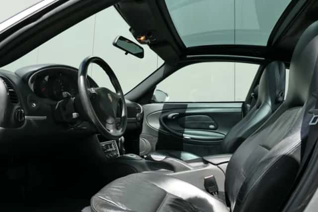 Porsche 911 (2003) thumbnail 3