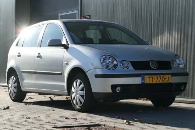 Volkswagen Polo (2004) thumbnail 4