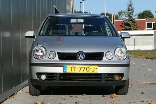 Volkswagen Polo (2004) thumbnail 6