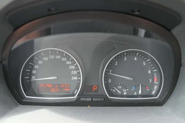 BMW X3 (2004) thumbnail 5