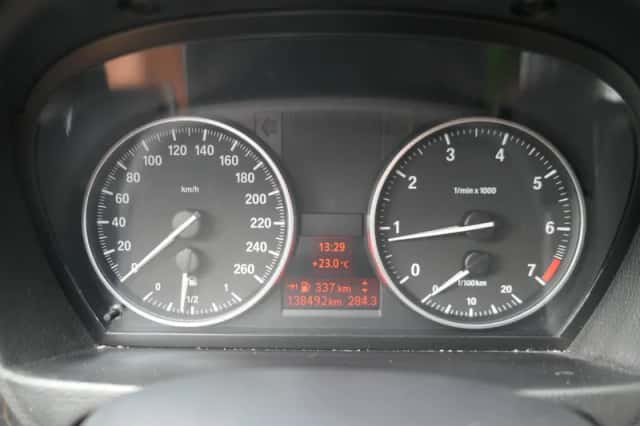 BMW 3-Serie (2009) thumbnail 4