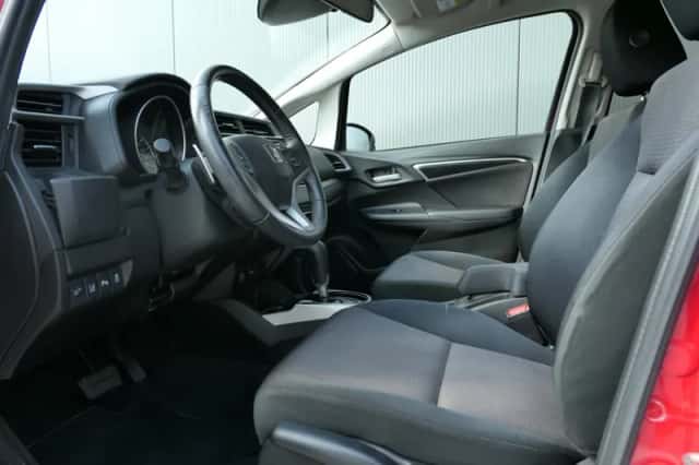 Honda Jazz (2015) thumbnail 3