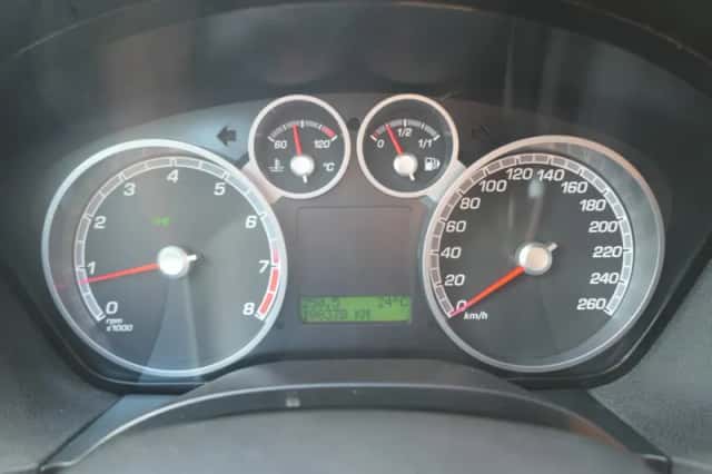 Ford Focus (2009) thumbnail 5