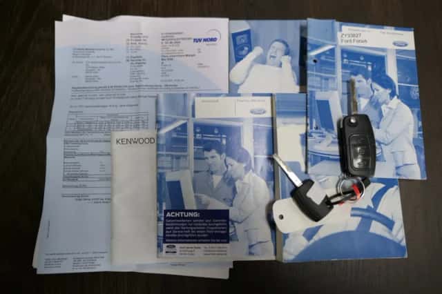 Ford Focus (2009) thumbnail 6