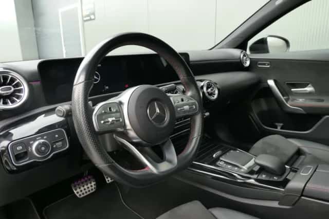 Mercedes-Benz A-Klasse (2020) thumbnail 4