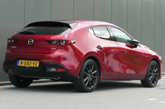 Mazda 3 (2022) thumbnail 2
