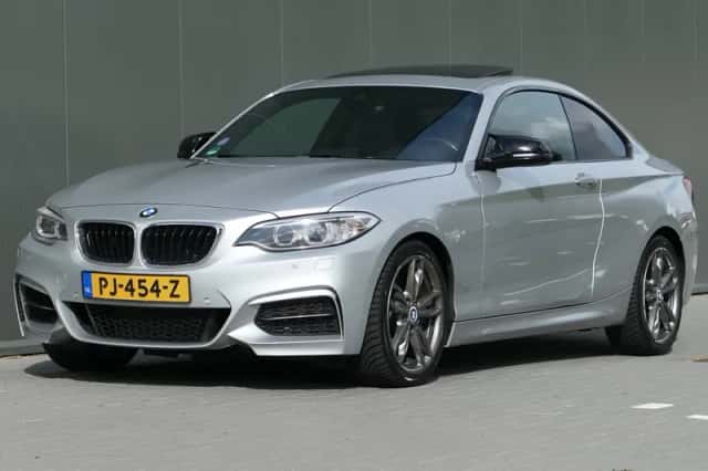 BMW 2-Serie (2015) thumbnail 1