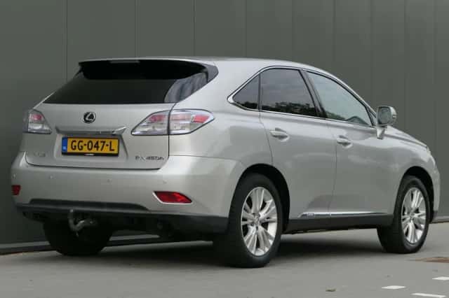 Lexus RX (2010) thumbnail 2