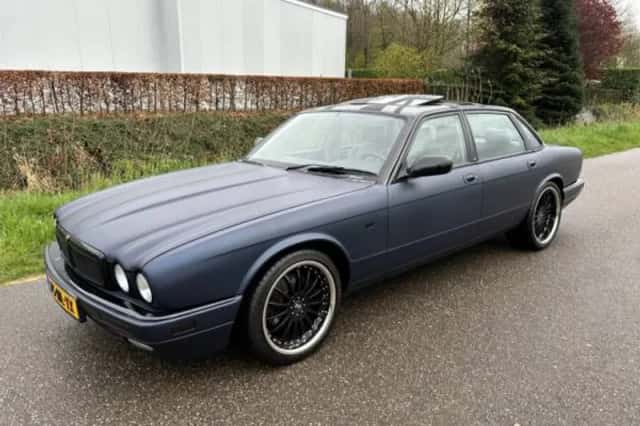 Jaguar XJ (1995) thumbnail 2