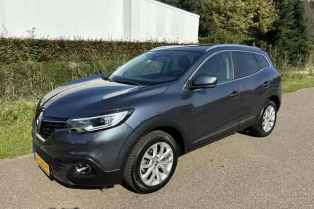 Renault Kadjar (2016) thumbnail 2