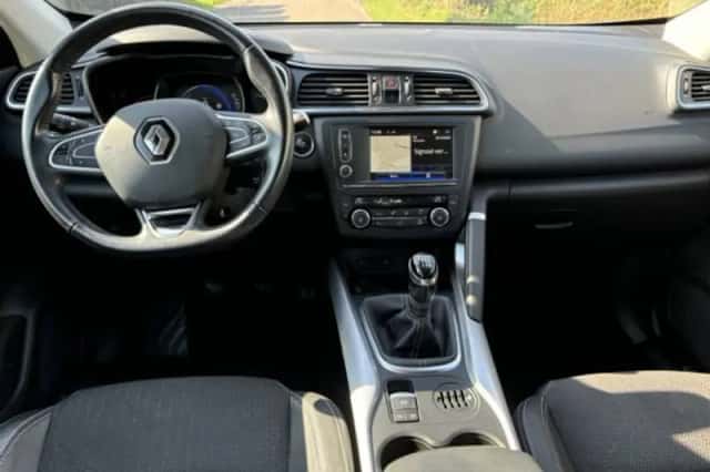Renault Kadjar (2016) thumbnail 3