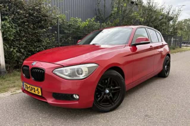 BMW 1-Serie (2011) thumbnail 1