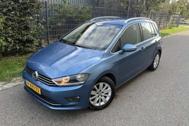 Volkswagen Golf (2014) thumbnail 2